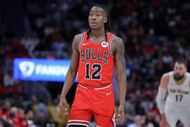What is Ayo Dosunmu’s salary?
